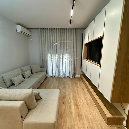 Vivar 2 * Tirana